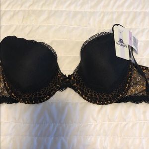 NWT bra